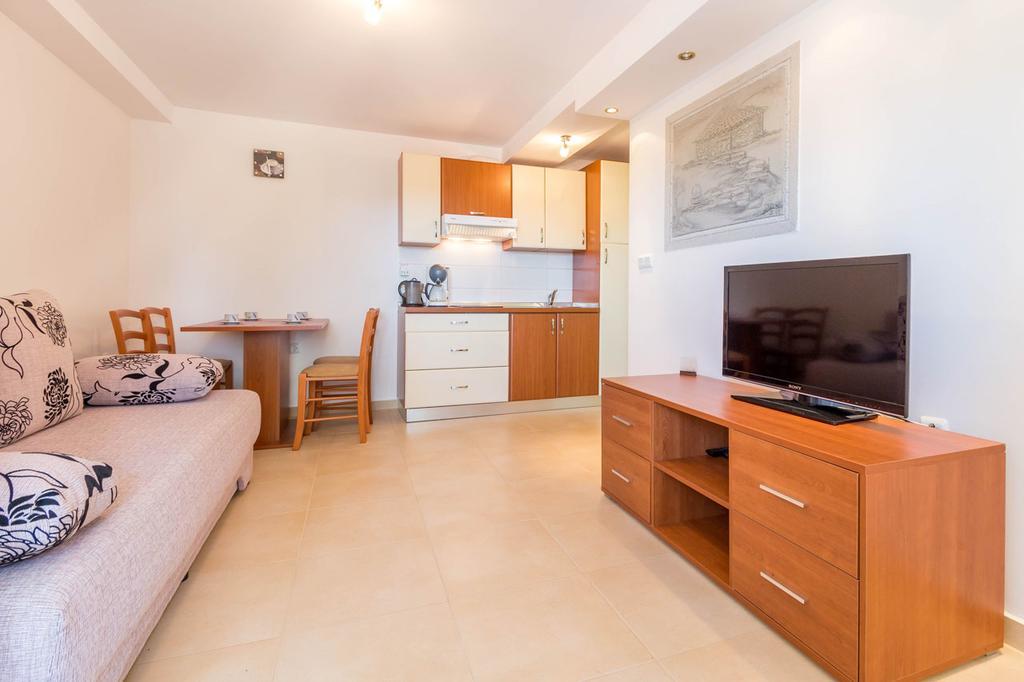 Apartment Mima ميدولين الغرفة الصورة